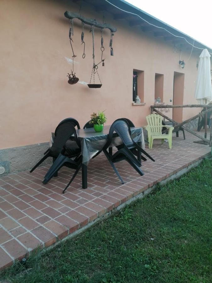 Casale Cavatella Bed & Breakfast Sermoneta Eksteriør bilde