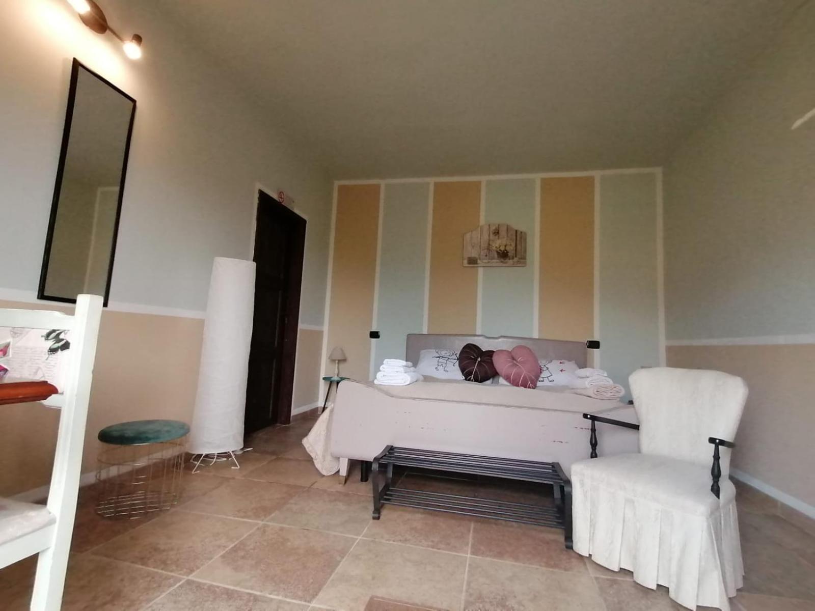 Casale Cavatella Bed & Breakfast Sermoneta Eksteriør bilde
